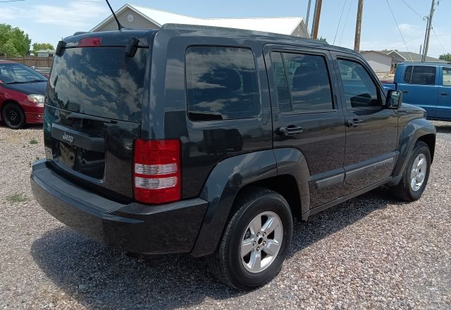 2011 LIBERTY 4X4 (22).jpg